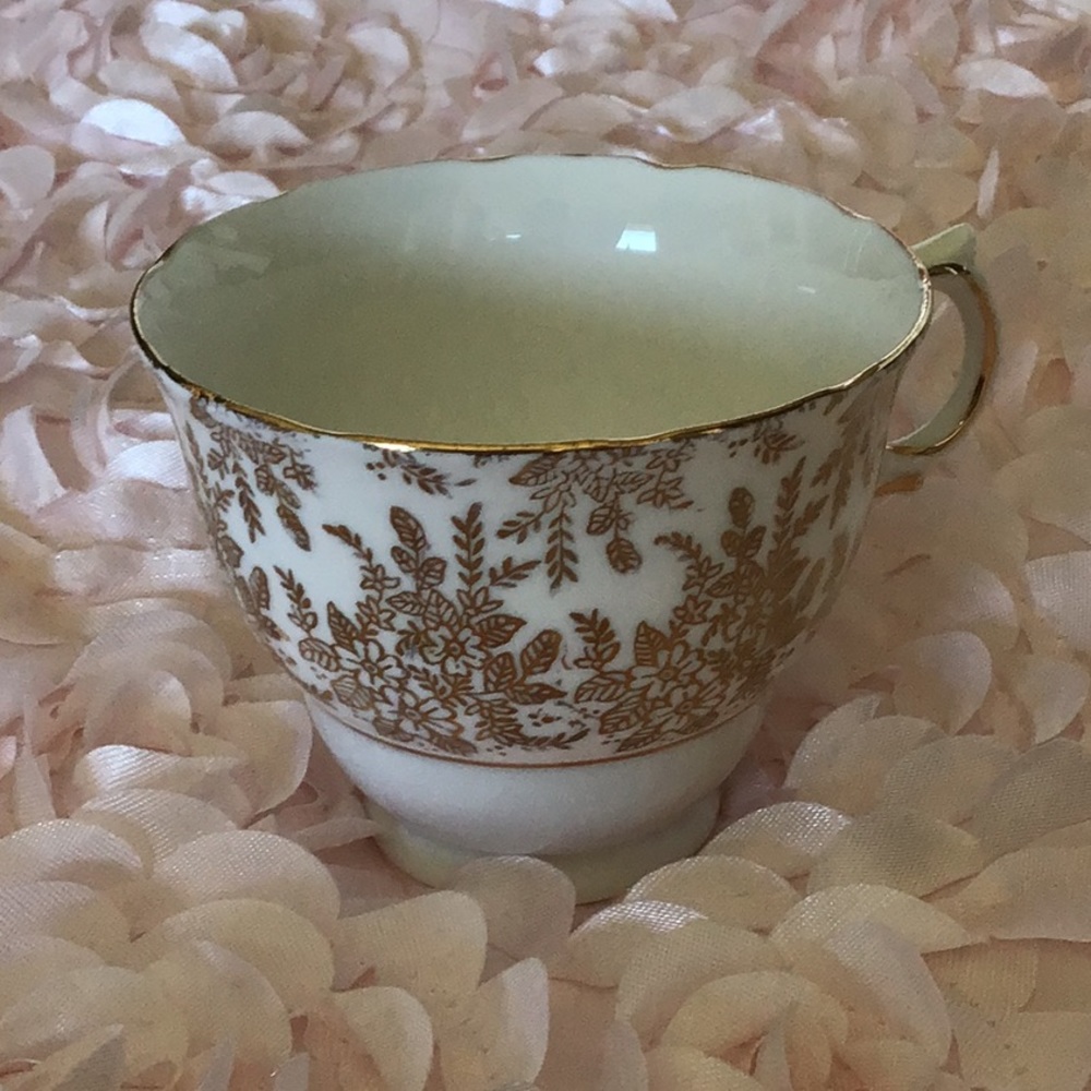 Vintage Royal Vale Footed Cup Bone China!